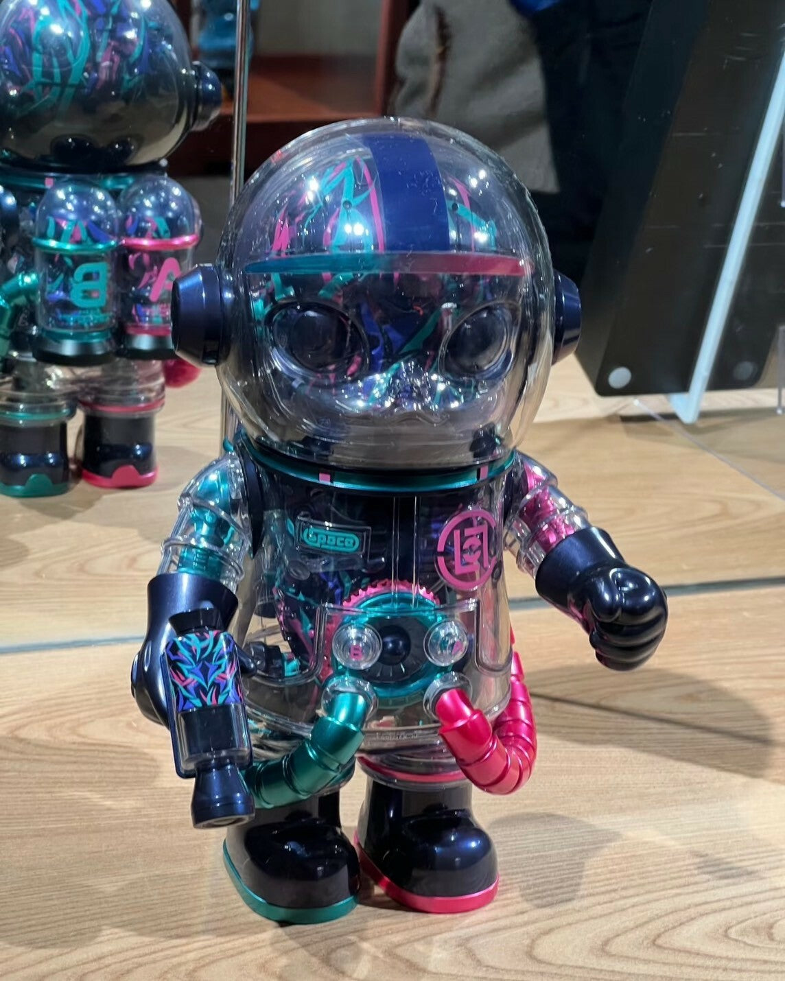 CLOT x POPMART MEGA SPACE MOLLY 凝結集團 400% 100% 陳冠希 發光 泡泡馬特 泡泡瑪特