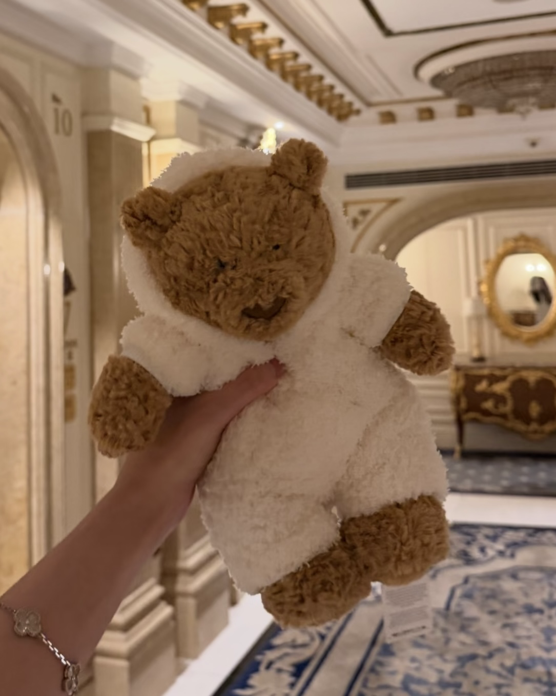 英國 JELLYCAT 連身睡衣 巴塞羅熊 毛絨 玩偶 娃娃 22cm
