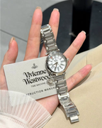Vivienne Westwood 不锈鋼手錶 銀白色 防水 土星吊墜 石英機芯 西太后 薇薇安