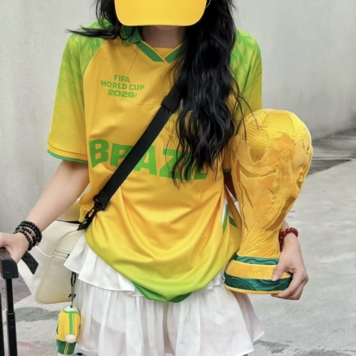 FIFA 2026 世界盃足球 大力神杯 獎盃 毛絨 娃娃 吊飾