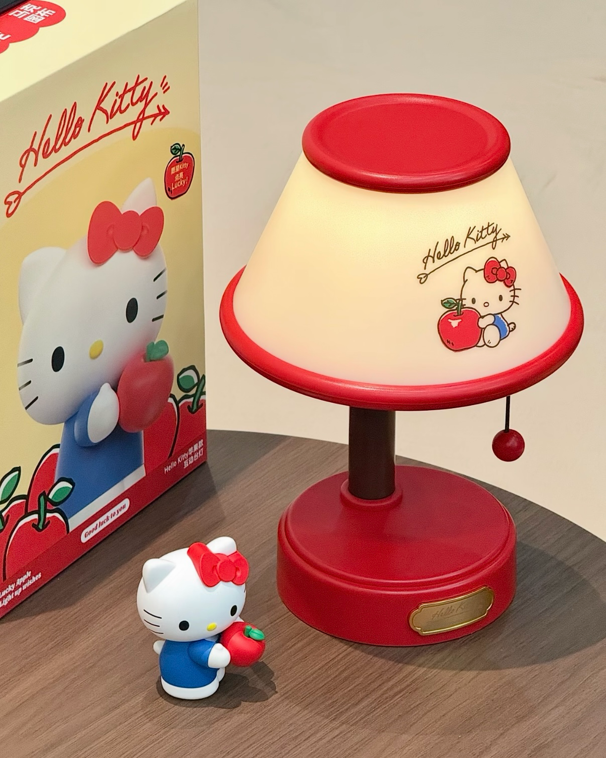 正版授權 HELLO KITTY 蘋果款 檯燈造型 小夜燈 擺件
