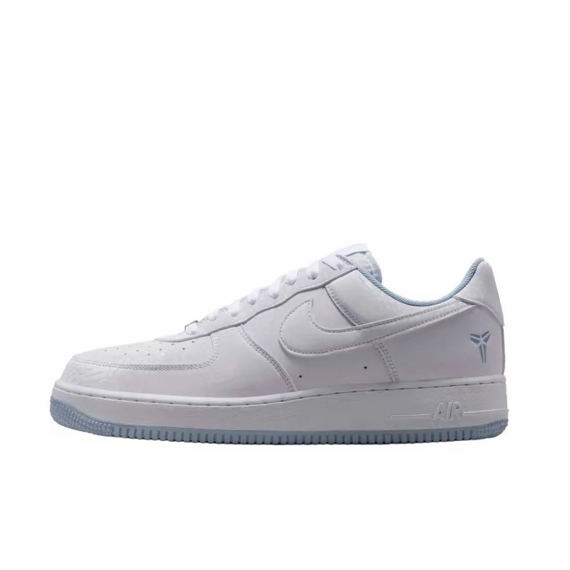 Nike x Kobe Bryant AF1 淺藍白 蛇麟 刺繡 科比 曼巴 低筒休閑鞋 IB0018-103