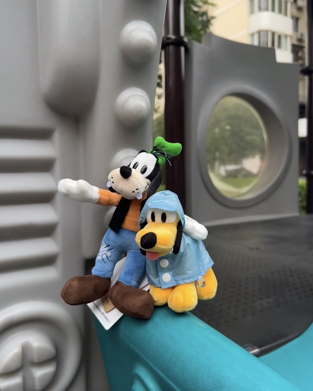正版授權 DISNEY 迪士尼 高飛 布魯托 雨衣 掛件 毛絨 公仔