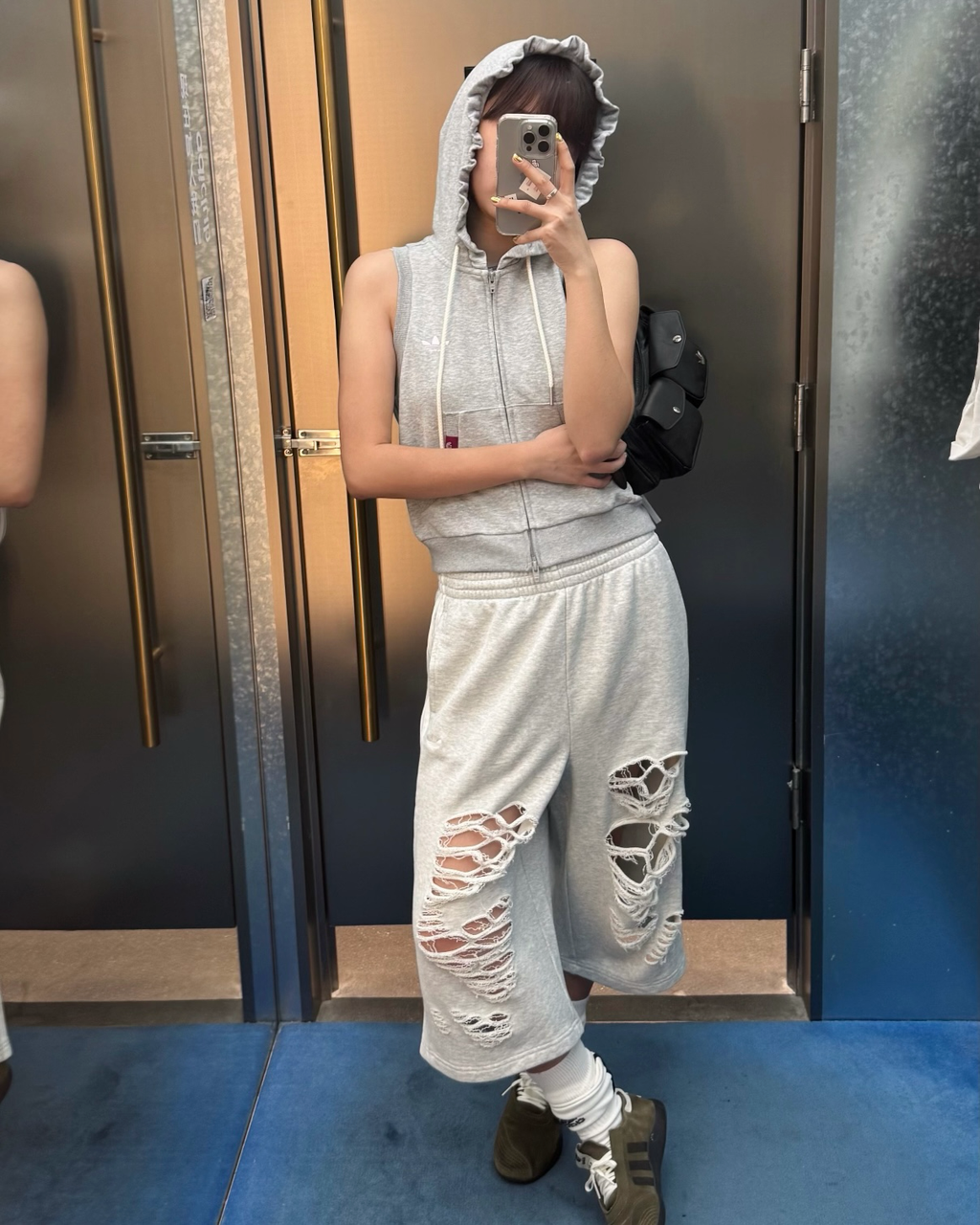 ADIDAS ORIGINALS KNIT JORTS 灰色 七分褒 寬鬆 破褒 破壞風 LC6461