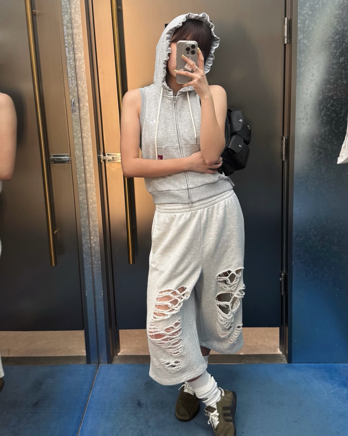 ADIDAS ORIGINALS KNIT JORTS 灰色 七分褒 寬鬆 破褒 破壞風 LC6461