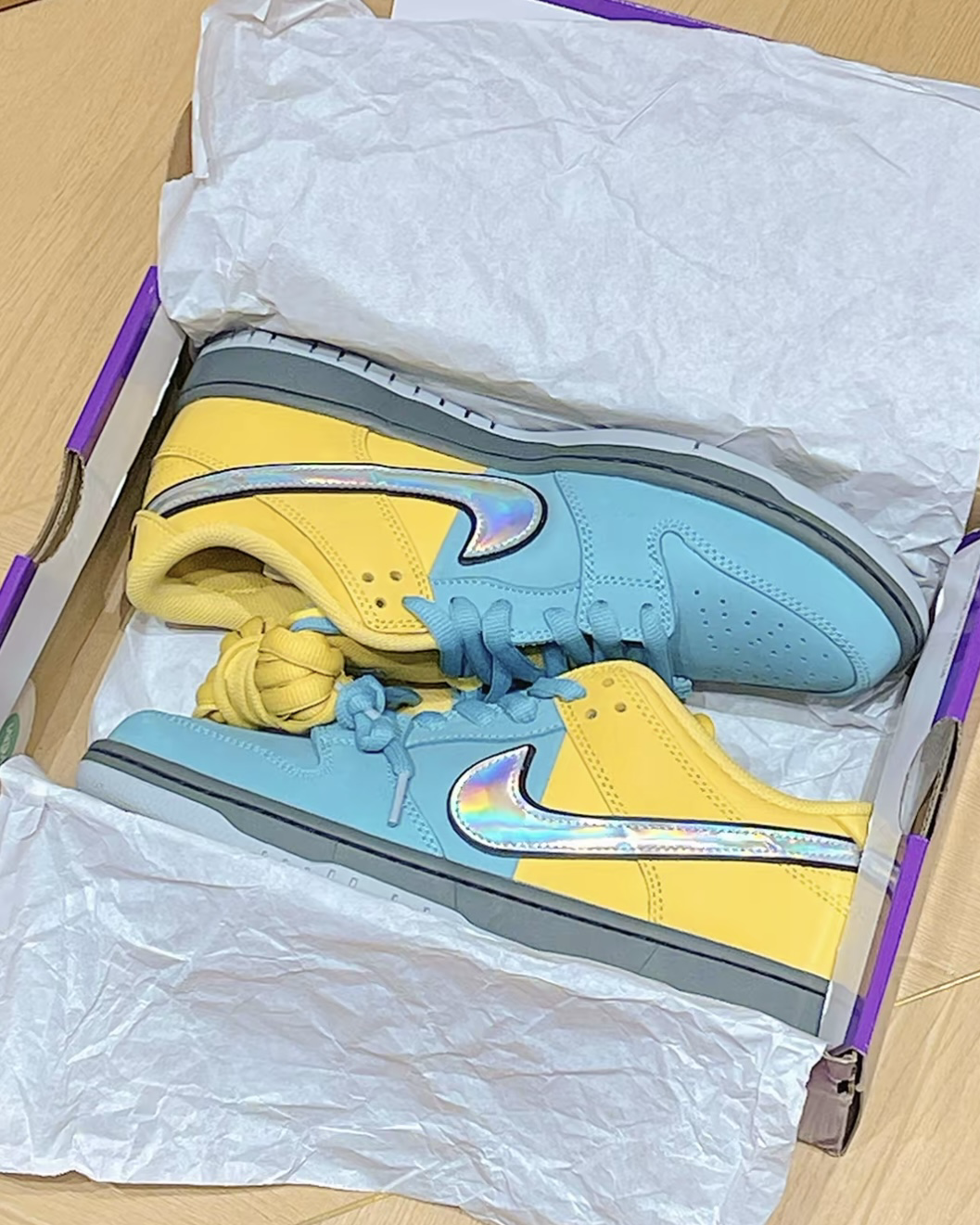 Nike SB Dunk Low Pro 藍黃撞色雷射勾磨砂霧面皮革低筒休閒鞋男鞋 IR1888-700