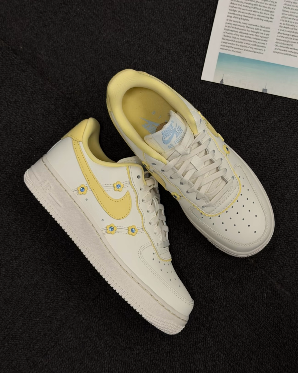 NIKE AIR FORCE 1 檔檬黃 奶油小黃花 低筒休閑鞋 女鞋 IW2348-170
