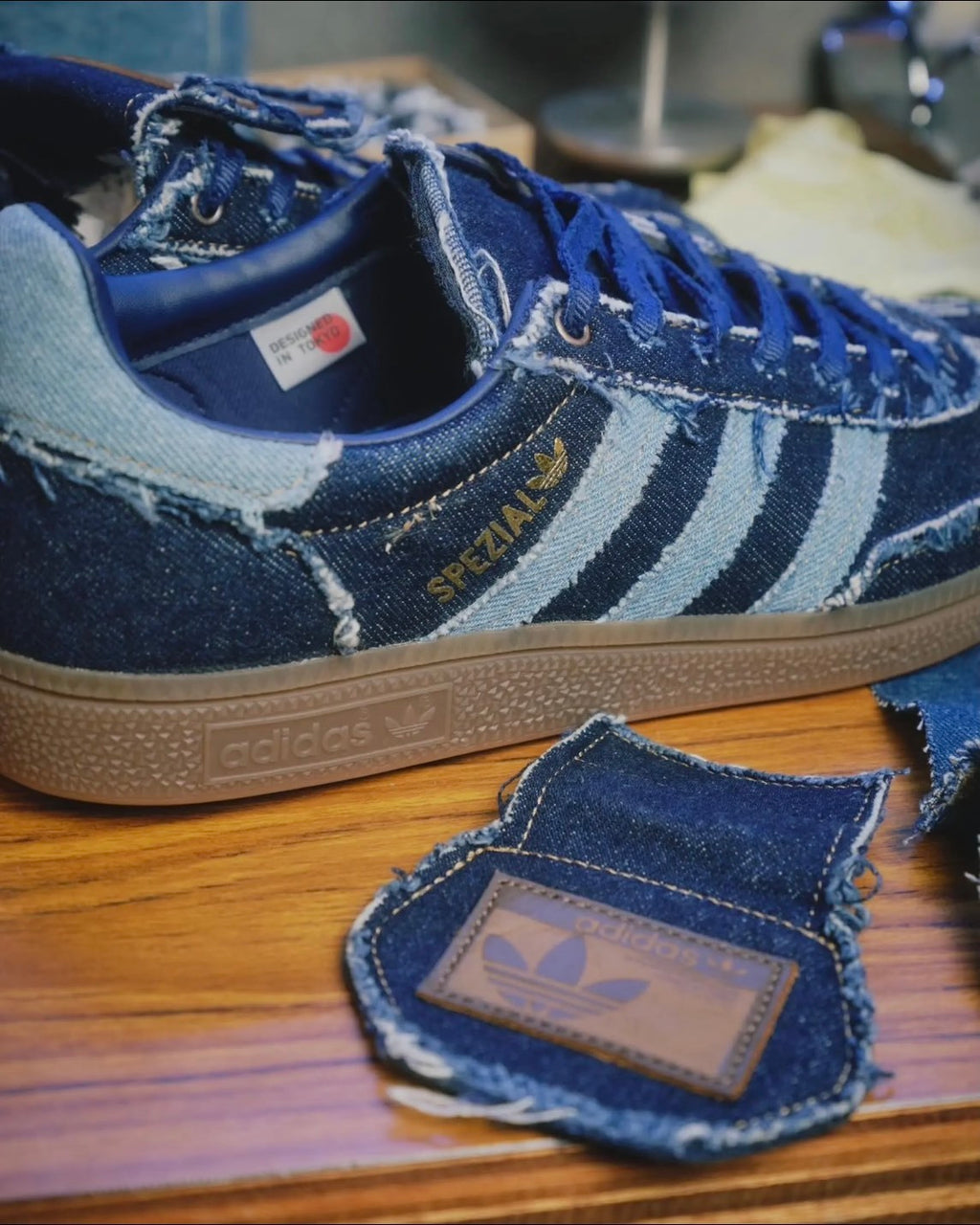 Atoms X ADIDAS HANDBALL SPEZIAL LT "DENIM" 丹寧系列 牛仔 男女鞋
