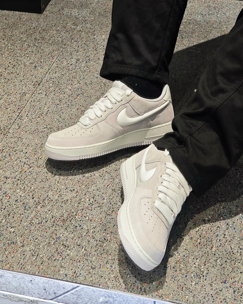 NIKE AIR FORCE 1 '07 LV8 灰白 復古 麻皮 果凍 立體勾勾 男鞋 IU7592-078