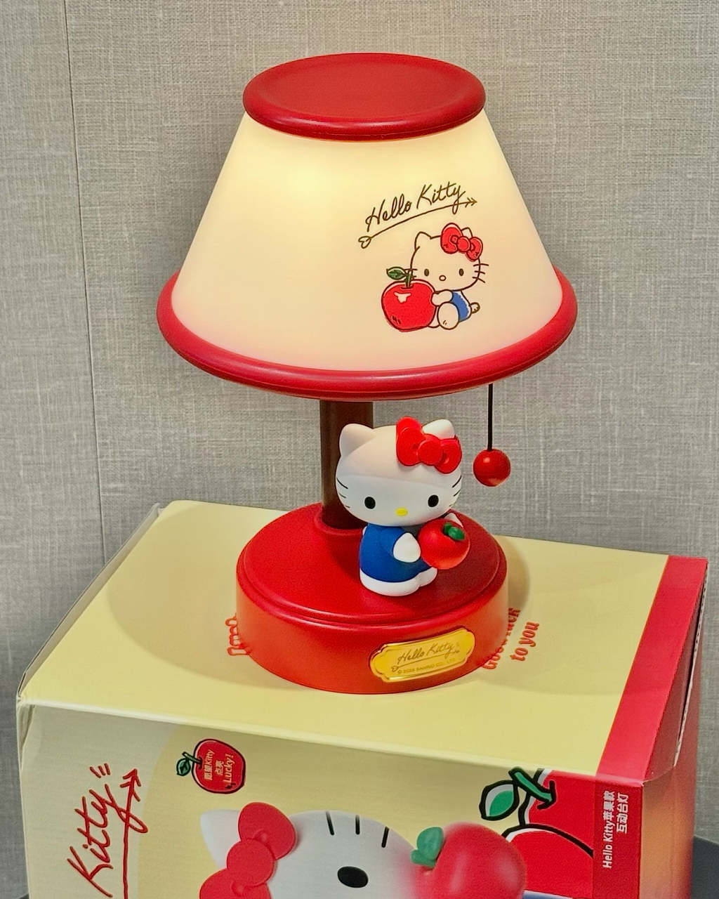 正版授權 HELLO KITTY 蘋果款 檯燈造型 小夜燈 擺件