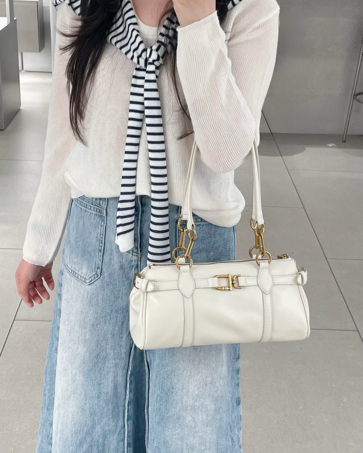 CHARLES & KEITH 小CK Gwynne 金屬釦托特包法棍包單肩包肩背包 CK2-30271744