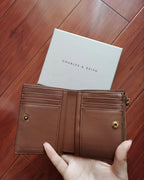 CHARLES & KEITH 小CK 象牙白 巧克力棕 拉鏈短夾 錢包 CK6-10680907