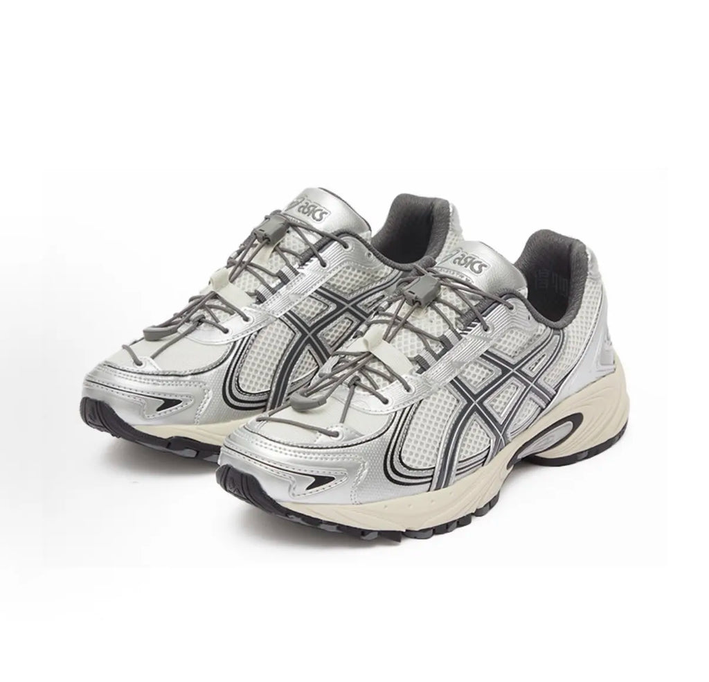 ASICS Gel-Kahana TR V4 銀白	1203A497-200