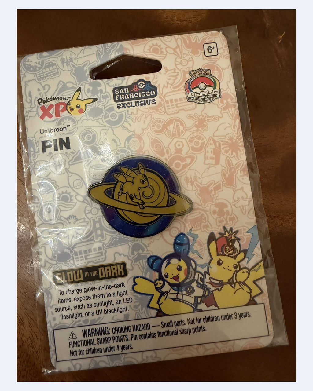 WCS 主視覺夜光 Pin｜月亮伊布款｜KPANDA 舊金山現場實拍