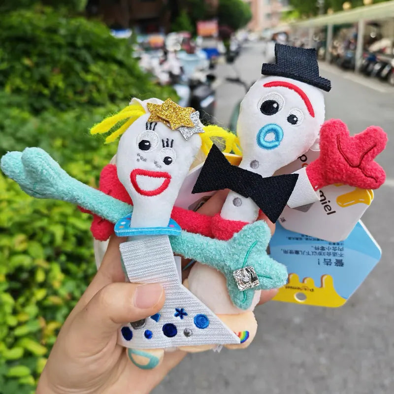 DISNEY 玩具總動員5 叉奇 凱倫 毛絨吊飾 鑰匙圈 迪士尼