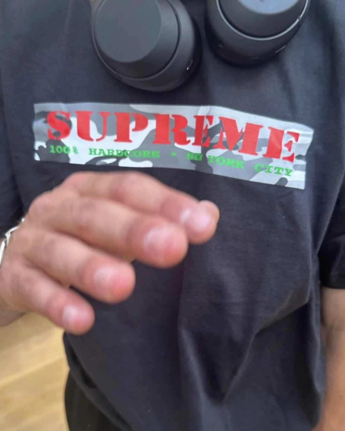 SUPREME HARDCORE TEE 黑色 SUP-SS25-277（現貨）
