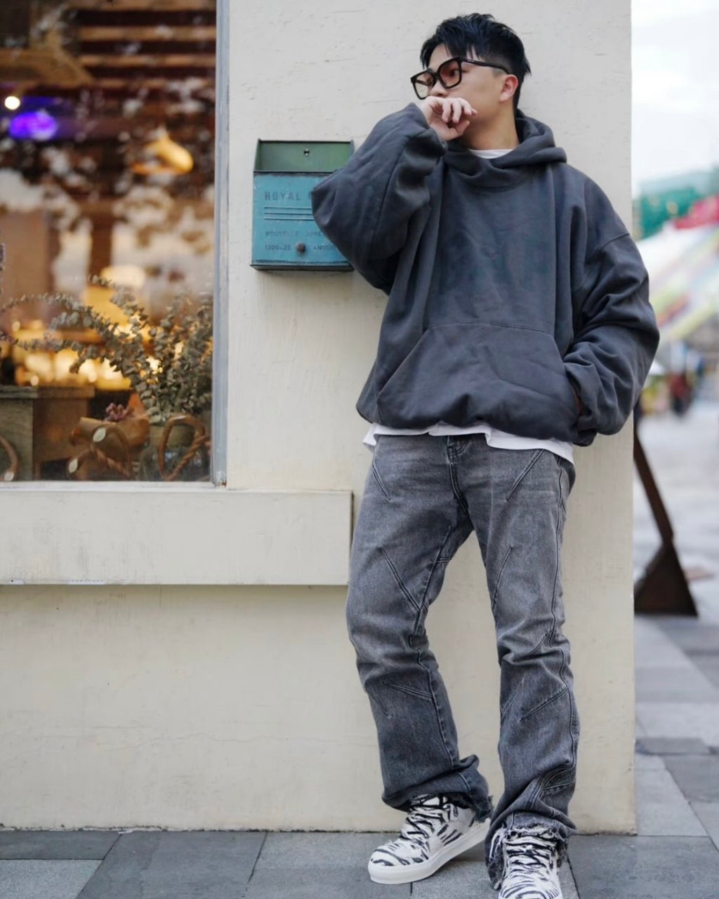 YEEZY x GAP x BALENCIAGA DOVE HOODIE 帽T 巴黎世家 三方聯名 黑色 472996（現貨）