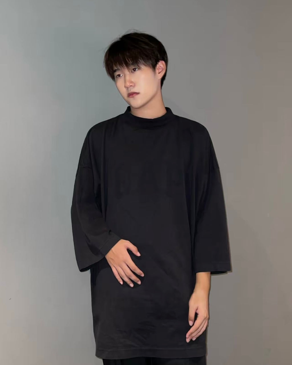 YEEZY x GAP x BALENCIAGA 3/4 DOVE TEE 短袖 巴黎世家 三方聯名 DARK GREY YEEZY-SS22-267（現貨）
