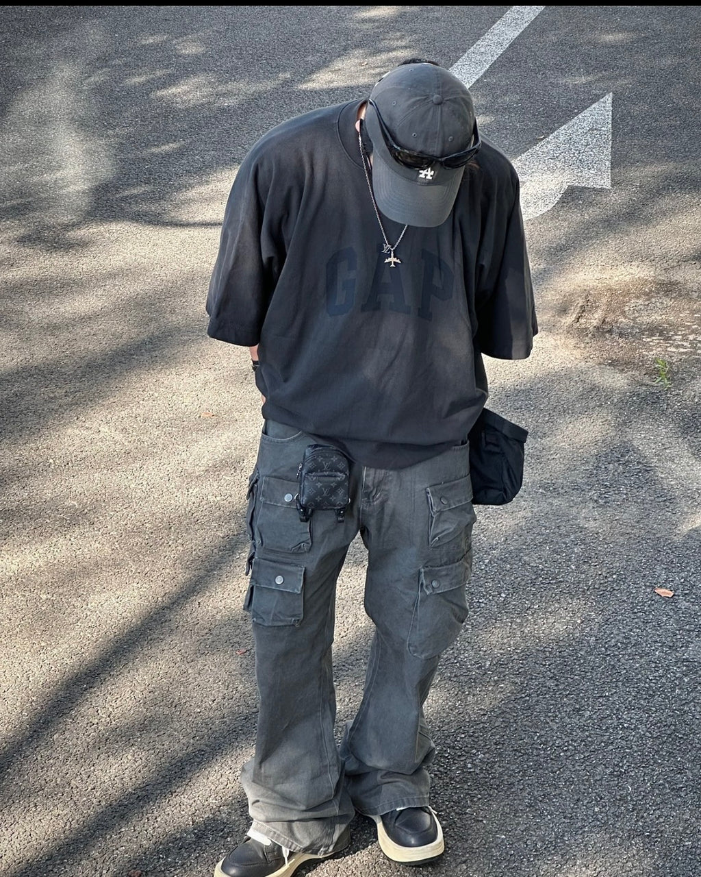 YEEZY x GAP x BALENCIAGA DOVE TEE 短袖 巴黎世家 三方聯名 DARK GREY YEEZY-SS22-81（現貨）